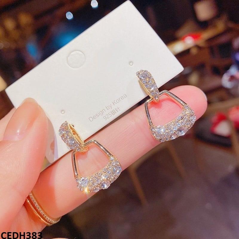 Trendy Drop Earrings Pair