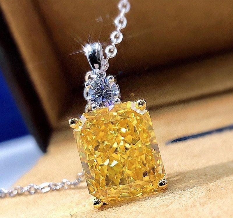 Lemon Sparkle Rectangular Pendant