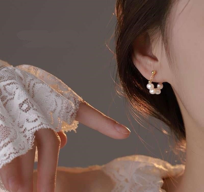 Pearl Drop Earrings