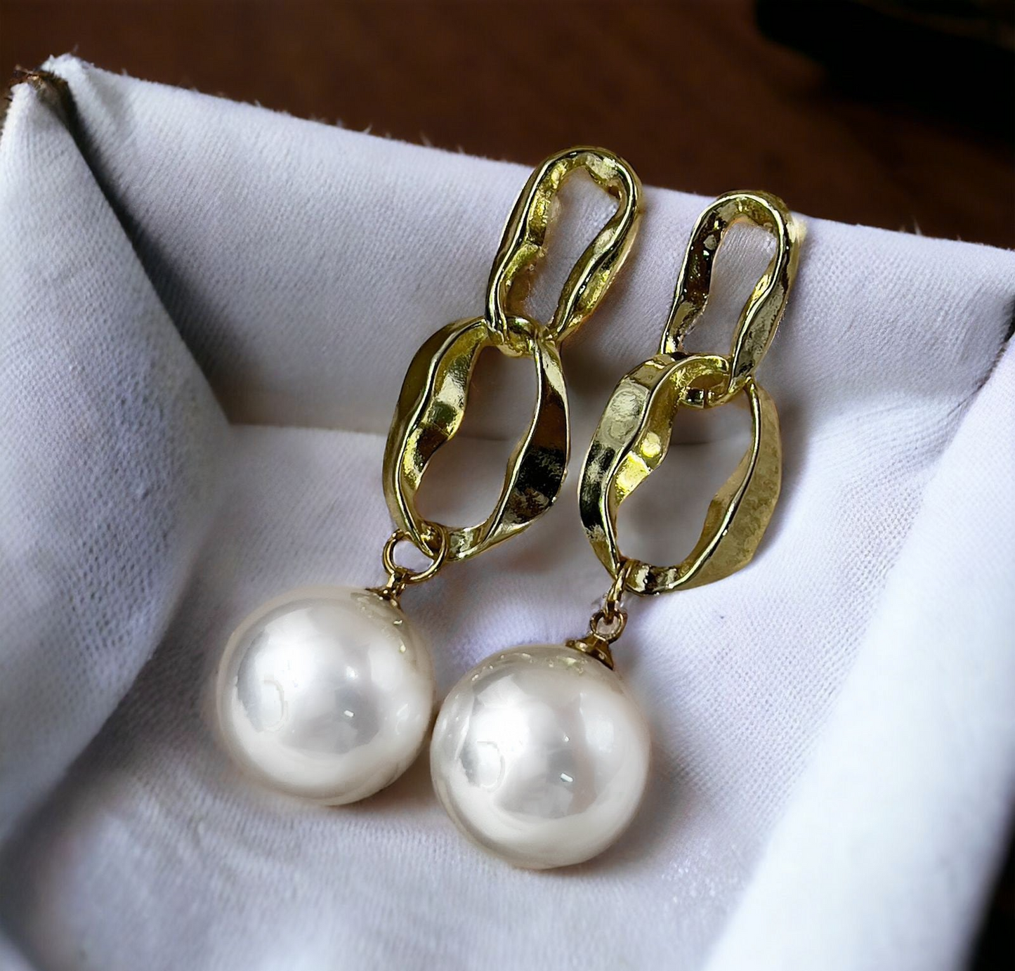 Chain Pearl Drop Earrings