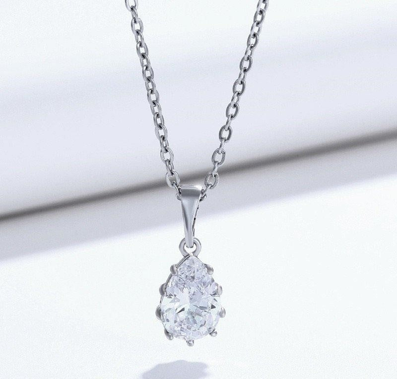Tear Drop Pendant with Chain
