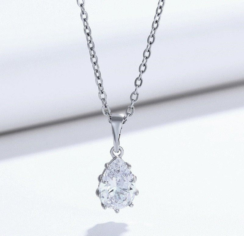 Tear Drop Pendant with Chain