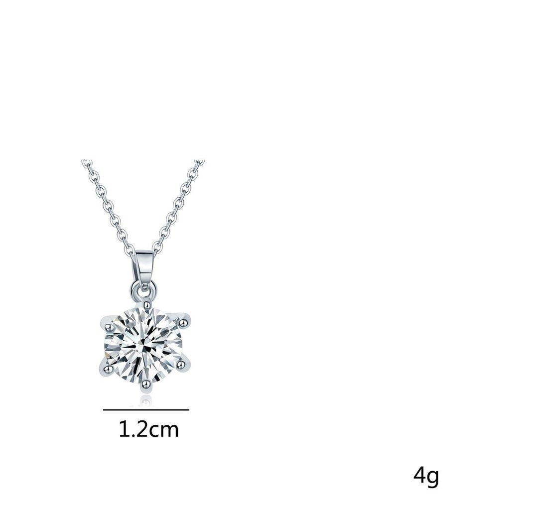 Round Pendant with Chain