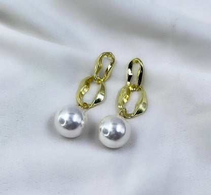 Chain Pearl Drop Earrings Pair