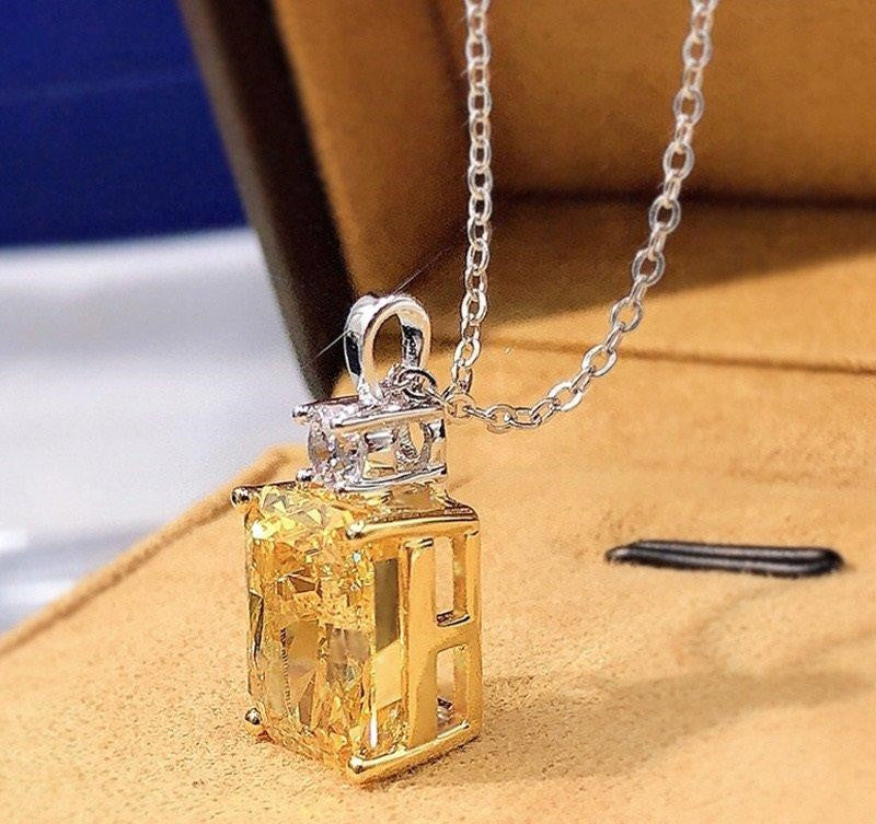 Lemon Sparkle Rectangular Pendant