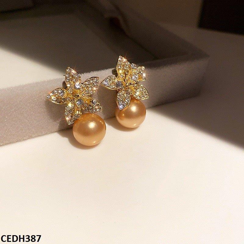 Flower Shinning Pearl Drop Earrings Pair